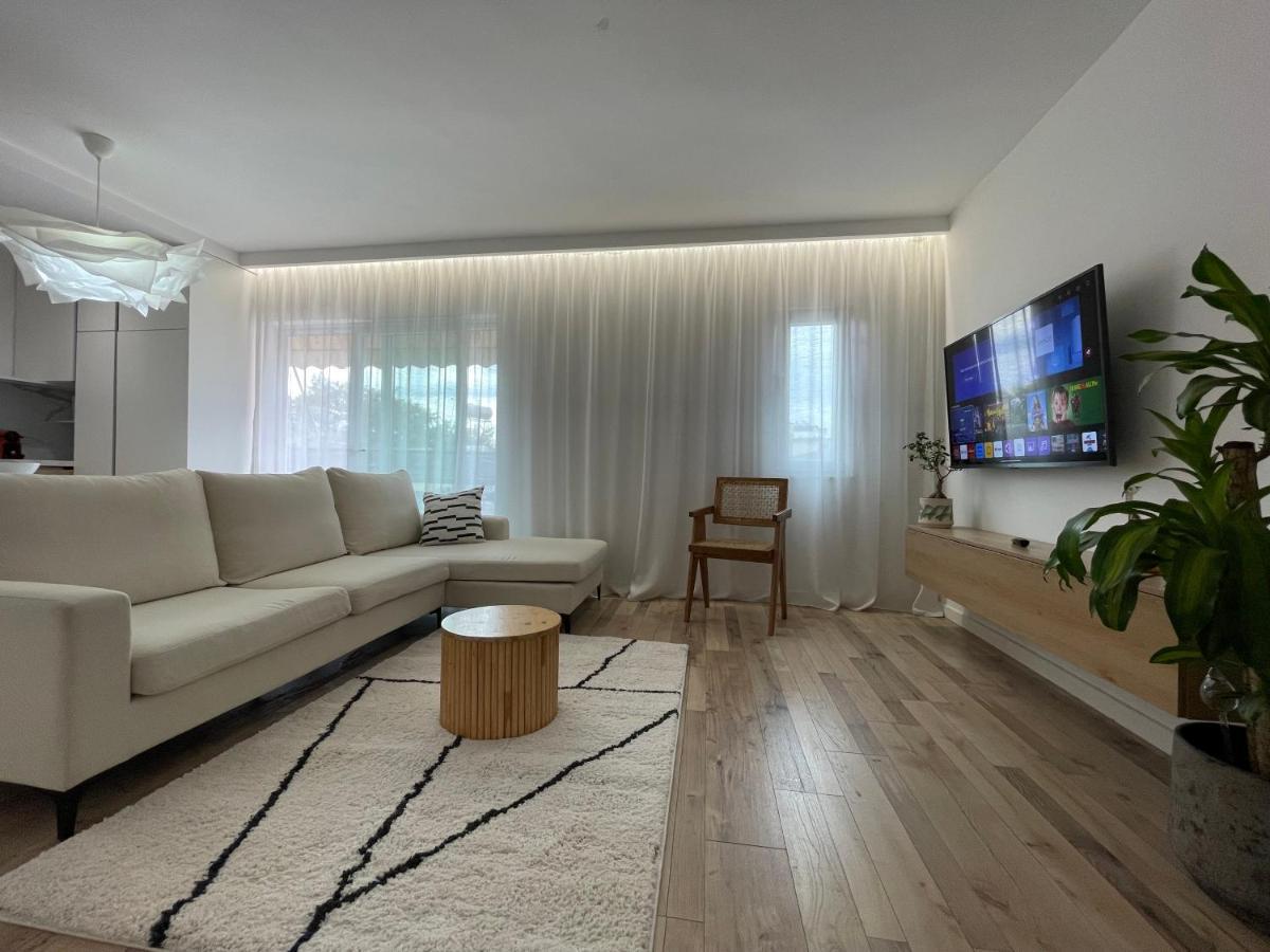 Myslym Shyri'S Apartments Тирана Экстерьер фото