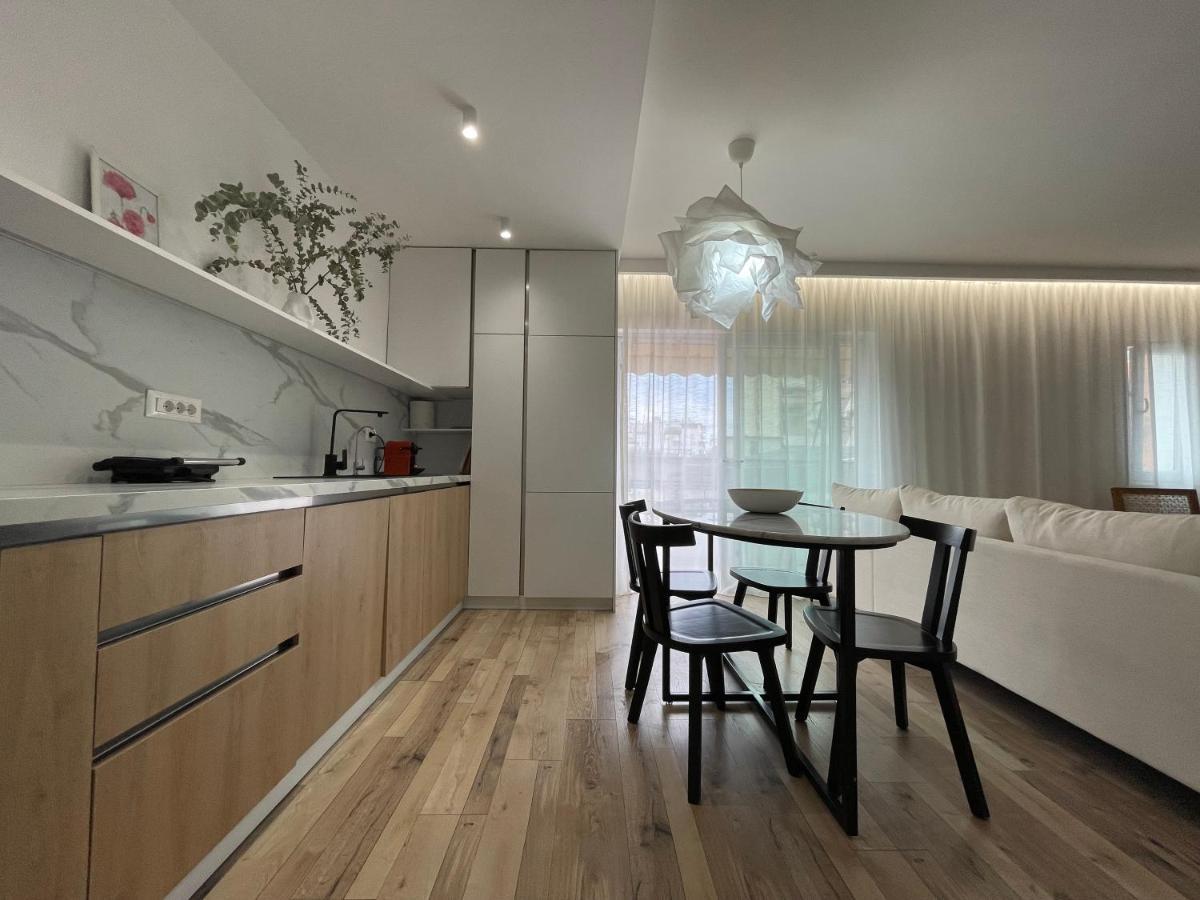 Myslym Shyri'S Apartments Тирана Экстерьер фото
