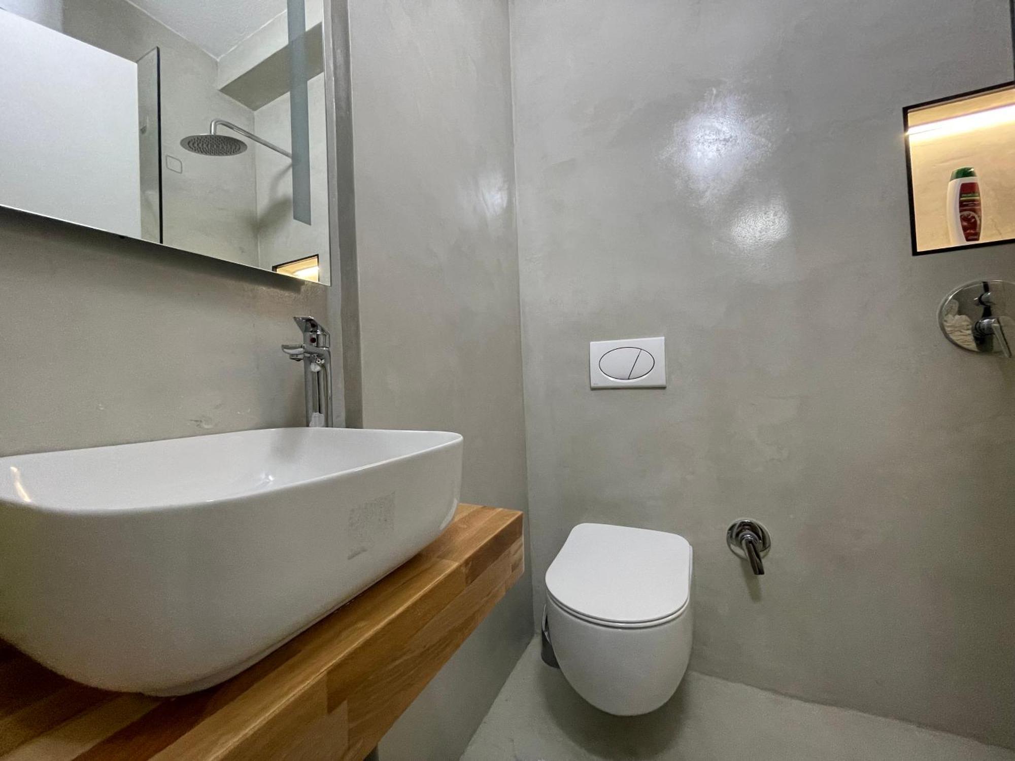 Myslym Shyri'S Apartments Тирана Экстерьер фото